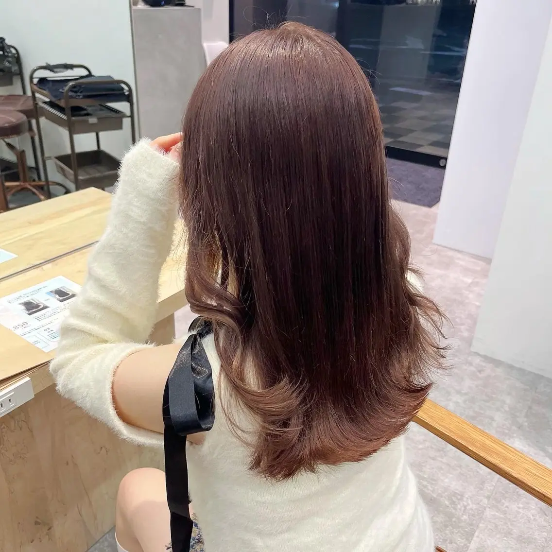 セミロング カラー ninaアイドル前髪 ×透明感🎀のヘアスタイル