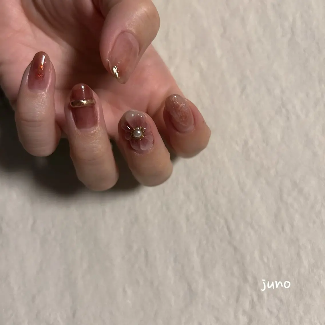 ネイル フラワーネイル ミラーネイル ぷっくりネイル ハンドネイル nail salon JUNO(ジュノ)のネイルデザイン