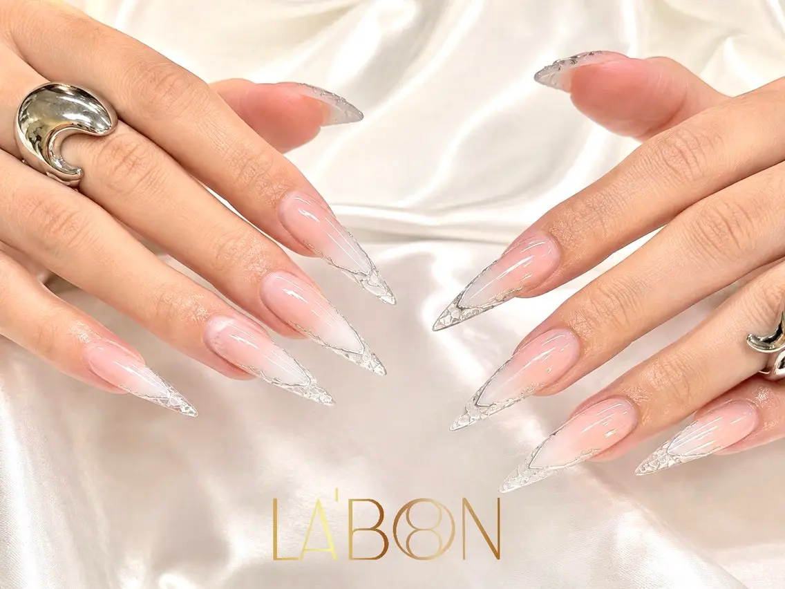 ネイル アートネイル ジェルネイル キラキラネイル 韓国ネイル ロングネイル Labon Nails Artのネイルデザイン