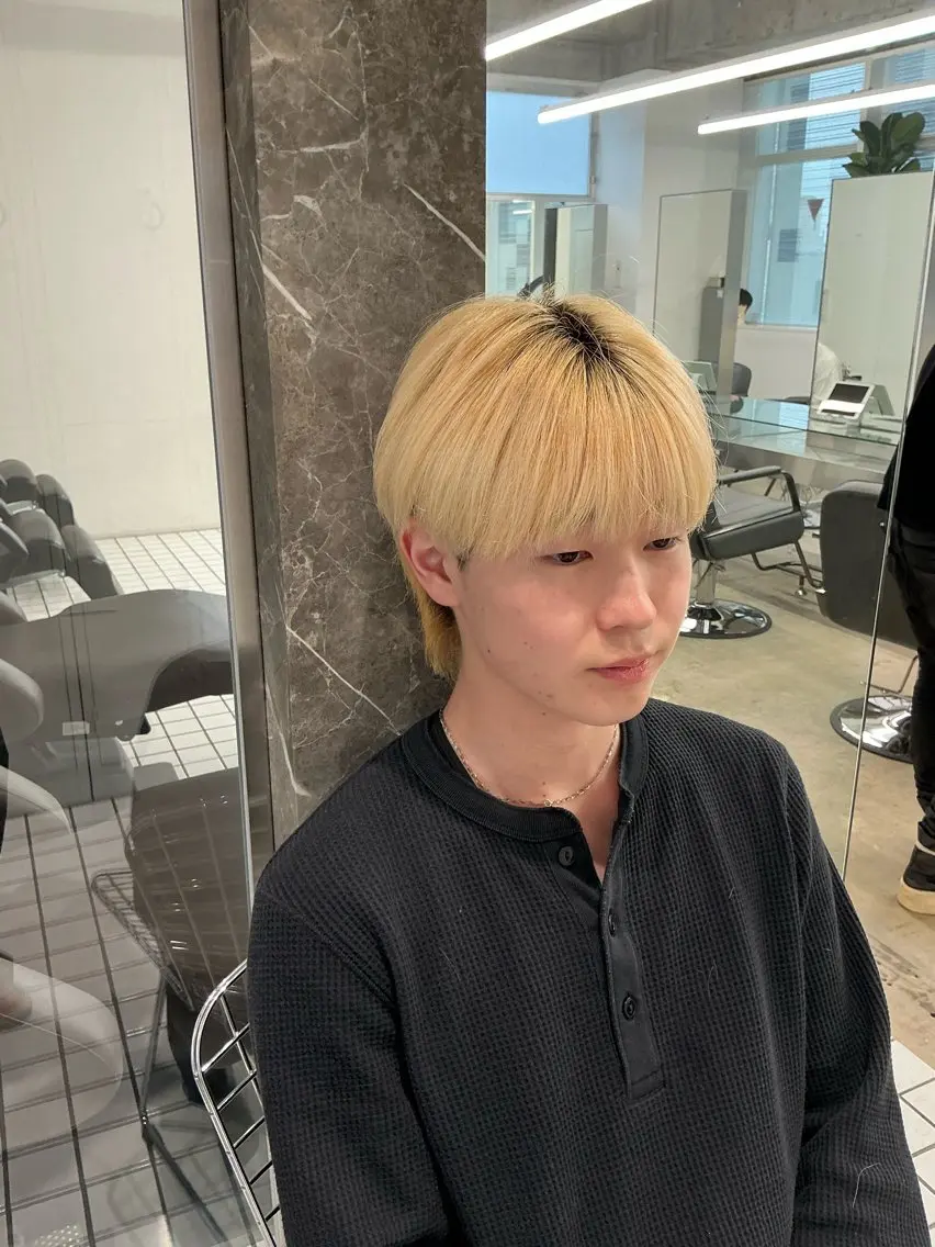 カラー 佐藤 暖大のヘアスタイル