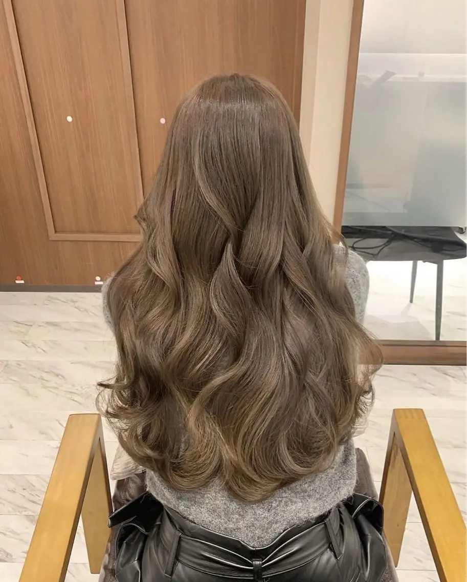 ロング 安原 幸生のヘアスタイル