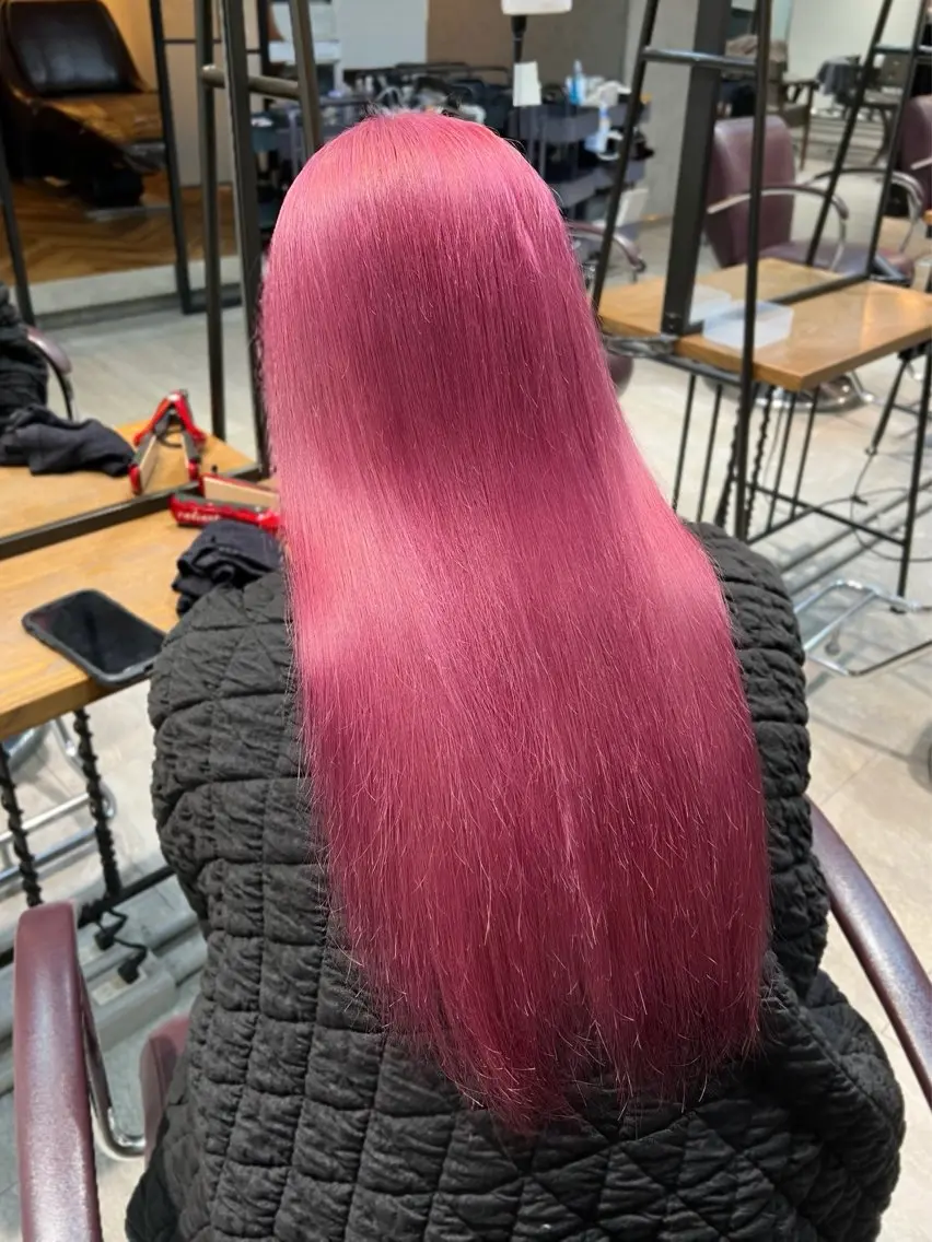 ロング カラー 🎀ハイトーン・艶 カラー HANA🎀のヘアスタイル