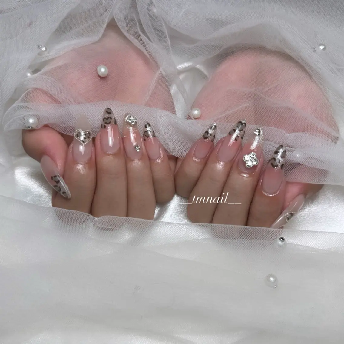 ロング 韓国風ヘア ハンドネイル 💅Tmnail Misoraのネイルデザイン