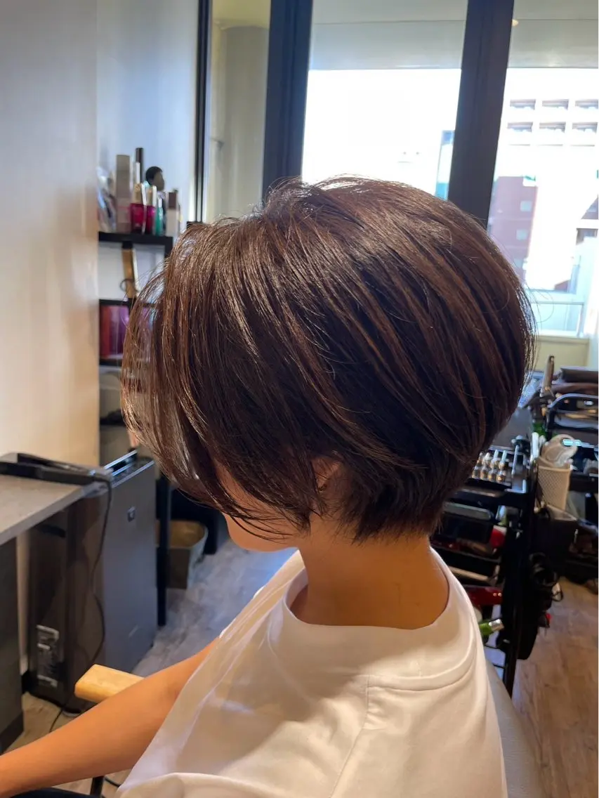ショート 小谷 志月のヘアスタイル