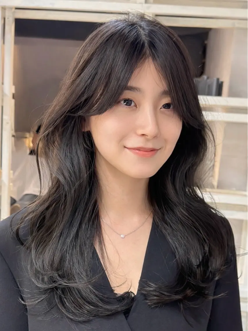 セミロング カット ヘアカラー トリートメント 恵比寿韓国レイヤー× 艶透明感カラー大場のヘアスタイル