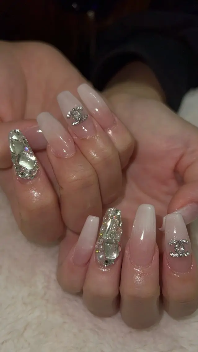 ネイル Garnet nailのネイルデザイン