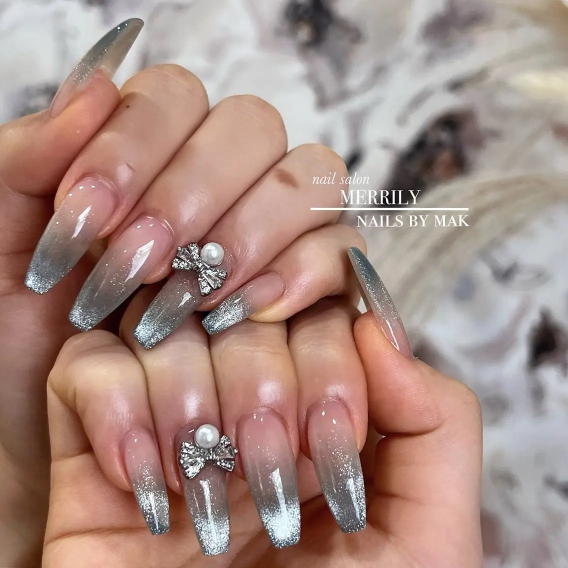 ネイル ブルー 氷ネイル・うるうるネイル マグネットネイル ハンドネイル salon de Cheliのネイルデザイン
