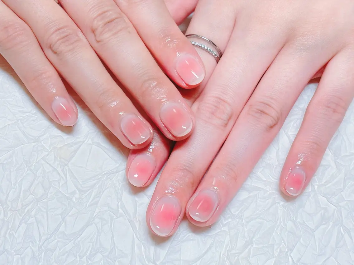 ネイル チークネイル ハンドネイル ハンドケア 💫ゆか_ Nailartistのネイルデザイン