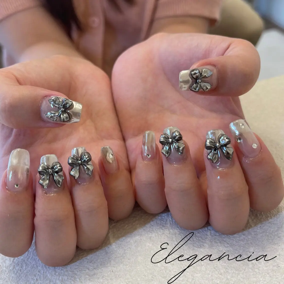 ネイル Elegancia. Hiromiのネイルデザイン