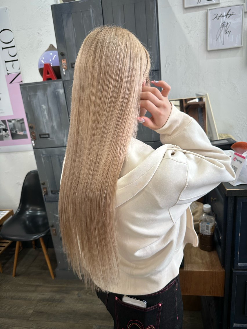 ロング ロング エクステ 大内 志穂のヘアスタイル