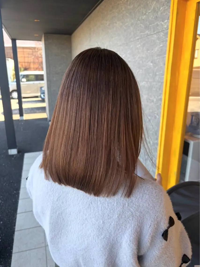 ミディアム カラー ヘアカラー トリートメント 織部 望のヘアスタイル