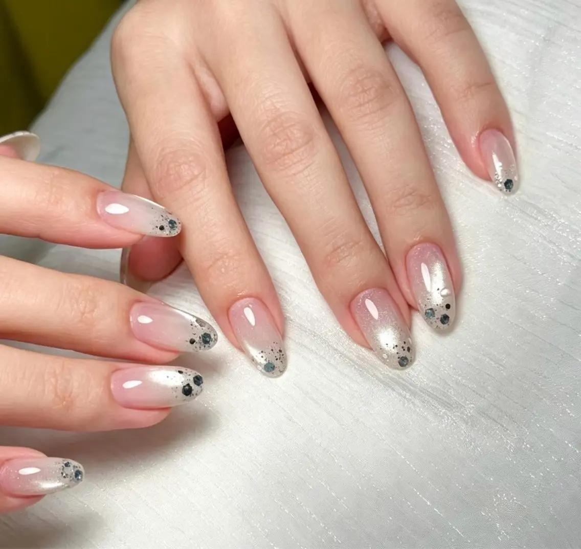 ネイル アートネイル ジェルネイル 韓国ネイル ニュアンスネイル シンプルネイル ハンドネイル ハンドケア Anna Melia Nailのネイルデザイン