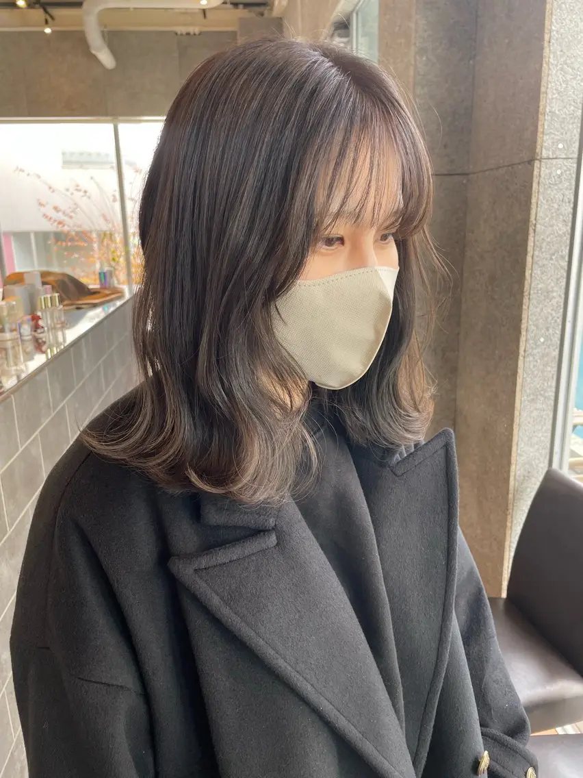 セミロング カラー ヘアカラー トリートメント 🍋髪質改善× 透明感カラー ジュリのヘアスタイル