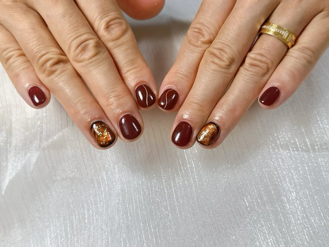 ネイル オーロラネイル ブルー フットネイル フレンチネイル ジェルネイル kiki nail たまプラーザのネイルデザイン