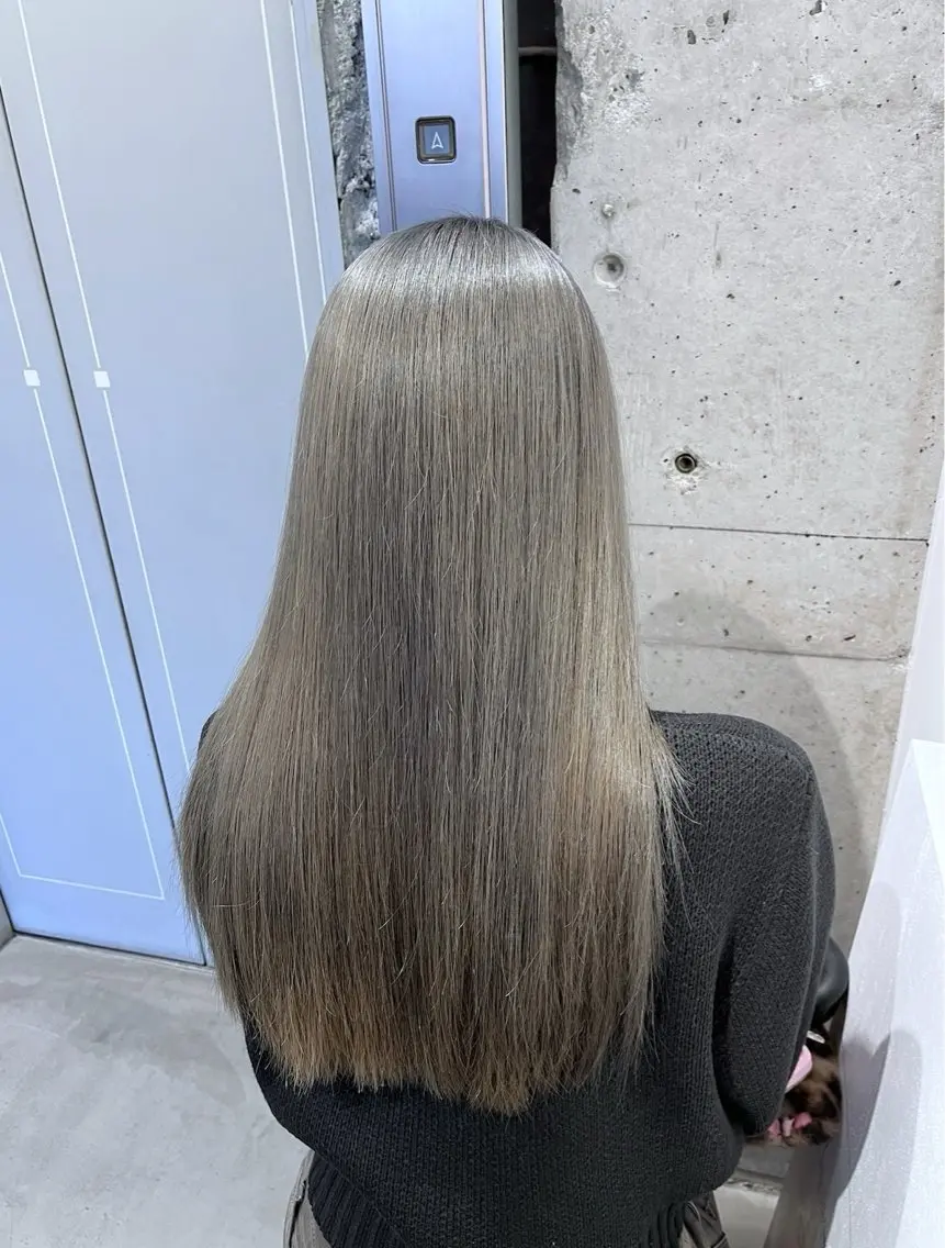 ロング カラー カット ヘアカラー トリートメント newi 天王寺 🪐airiのヘアスタイル