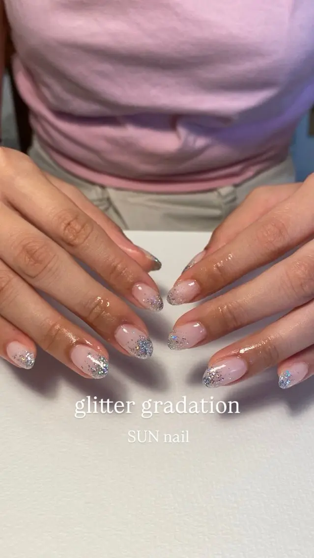 【オフ有り】ハンド💅ラメグラ🫧の写真