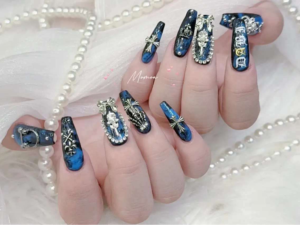 ネイル 成人式 大理石ネイル(マーブル) リボン ネイルチップ 冬ネイル ハンドネイル MoMoA Nail ネイル長さ出し専門店のネイルデザイン
