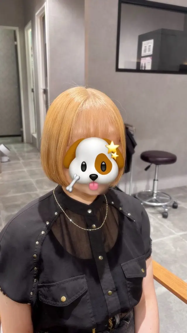 ミディアム カット ヘアカラー 岩崎 美咲のヘアスタイル
