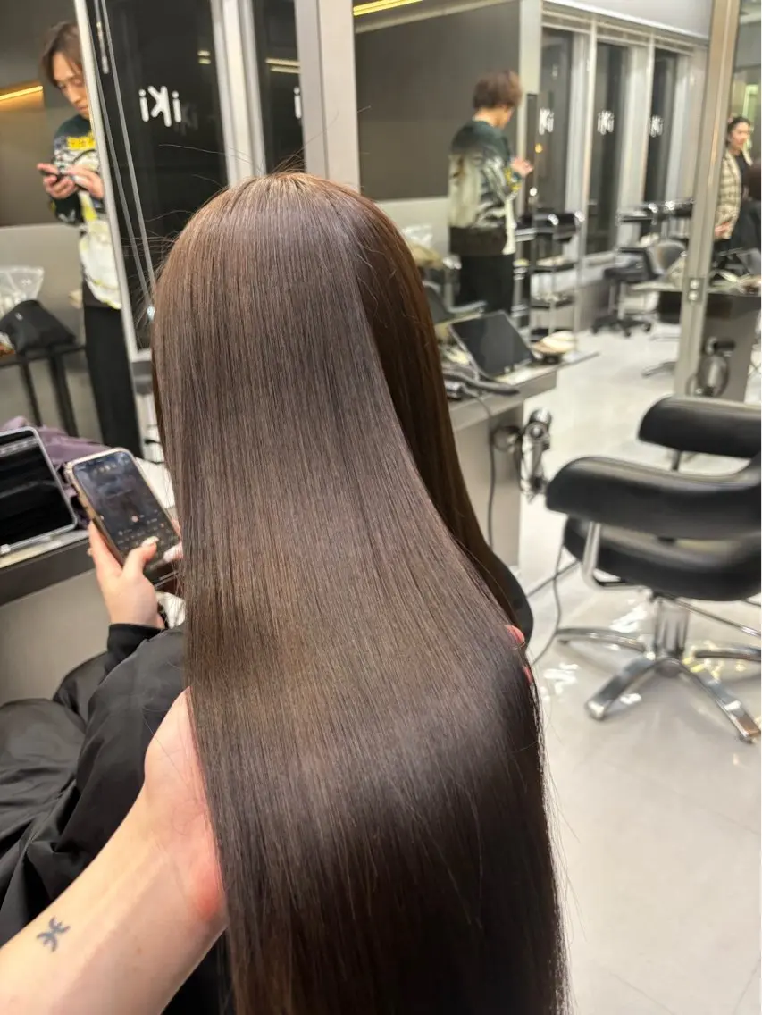 【ミニモ限定】🦋地毛風全体ストレート🦋うねり・パサつきを抑えてツヤツヤ美髪に🩵ミニモ学割/表参道駅の写真