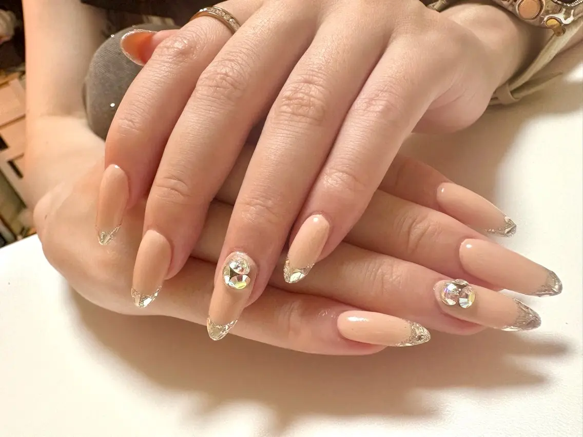 ネイル フレンチネイル ガラスフレンチ 新宿マグネット Mii Nailのネイルデザイン