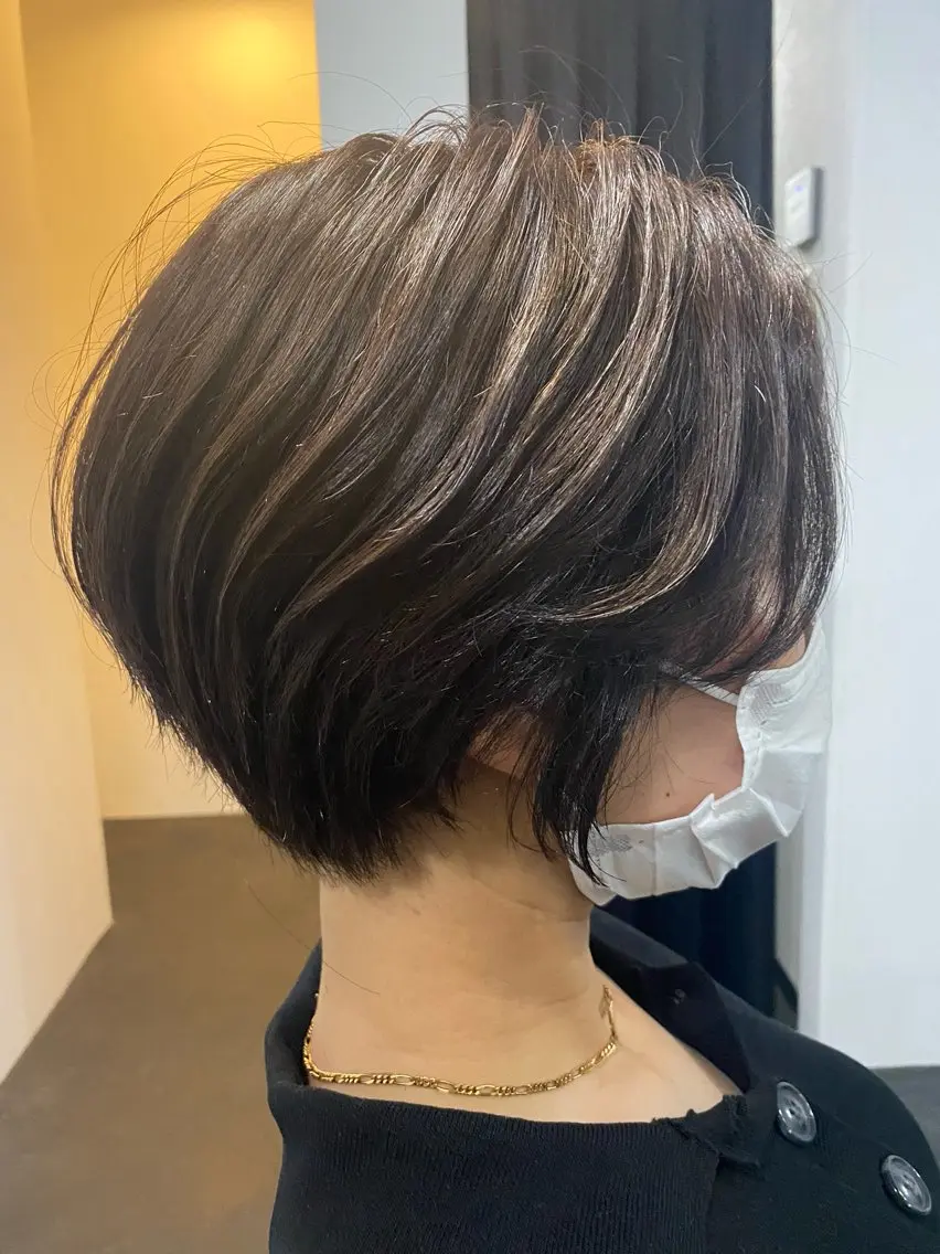 カラー ブラウンカラー ダークブラウン ボブ・カラー 琴音のヘアスタイル