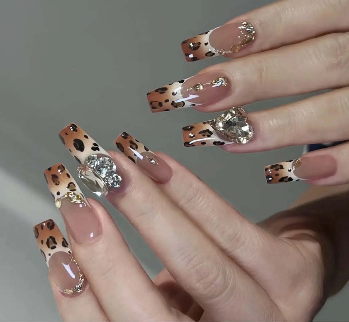 ネイル Ruby Nail 霞ヶ関店のネイルデザイン