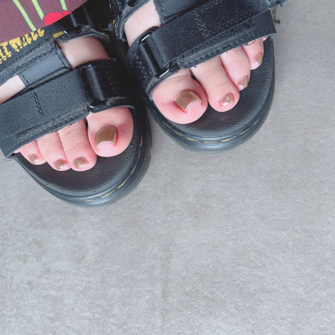 ネイル フットネイル ミラーネイル uli'm. mikiのネイルデザイン
