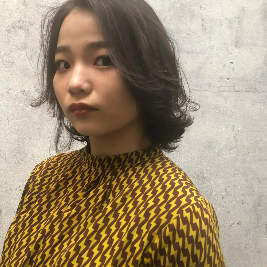 ショート カラー ボブ 顔周りカット レイヤーカット 外ハネヘア カット ヘアカラー トリートメント 山中 直輝のヘアスタイル
