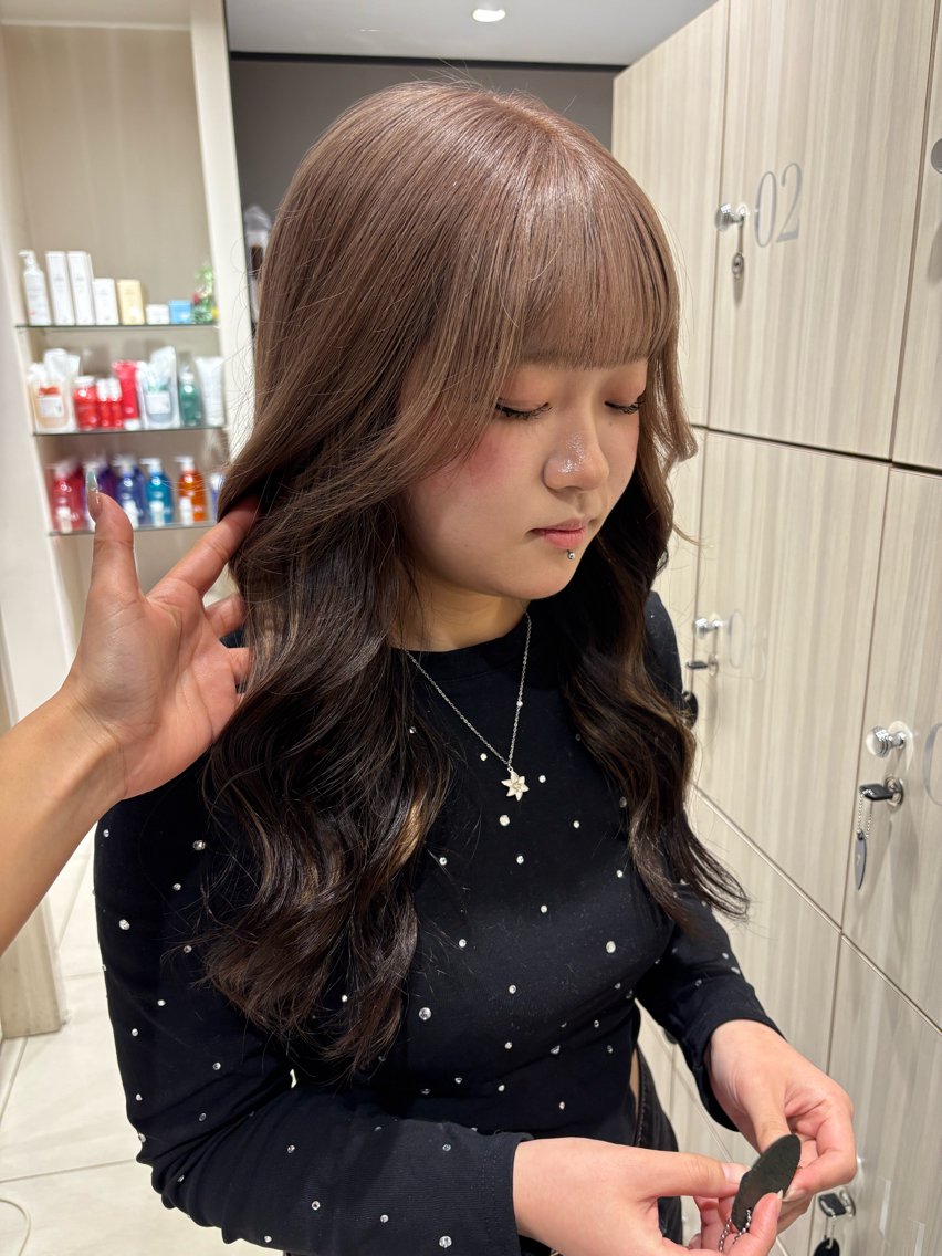ロング カラー ヘアカラー トリートメント 🫧うる艶ハイトーン 🫧💘サヤ💘のヘアスタイル