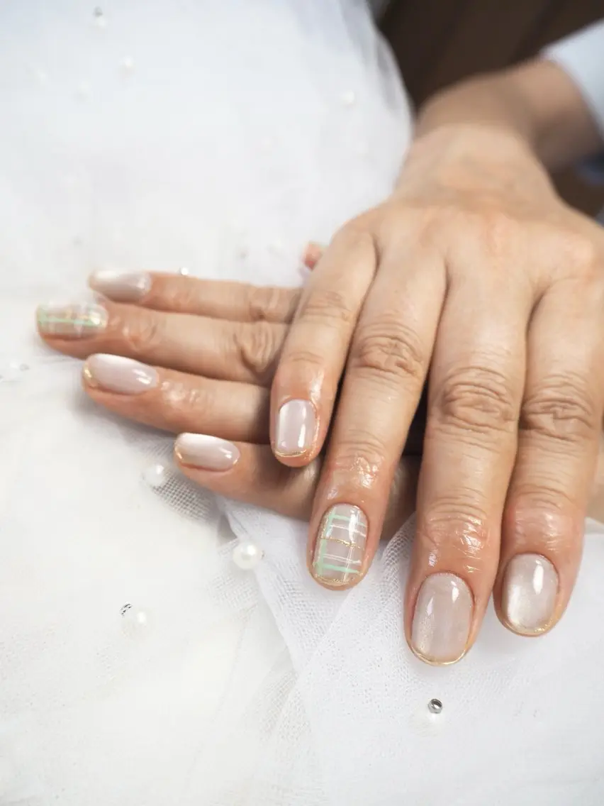ネイル クリアネイル ジェルネイル パラジェル AND mielのネイルデザイン