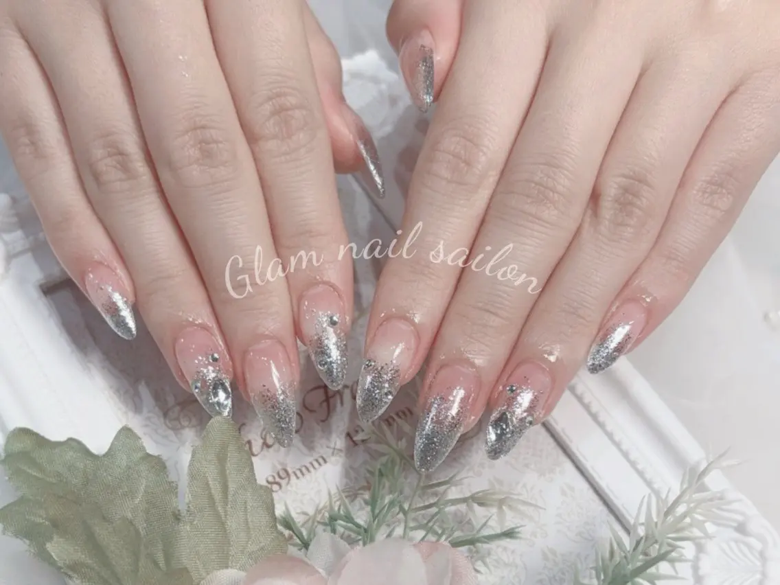 ネイル エツメ💅 長さだし🎀デザインのネイルデザイン