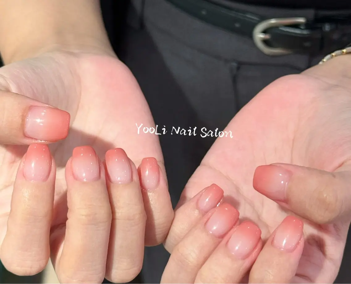 ネイル アートネイル オーロラネイル チークネイル フレンチネイル ガラスフレンチ 🎀🎀YooLi Nail Salonのネイルデザイン