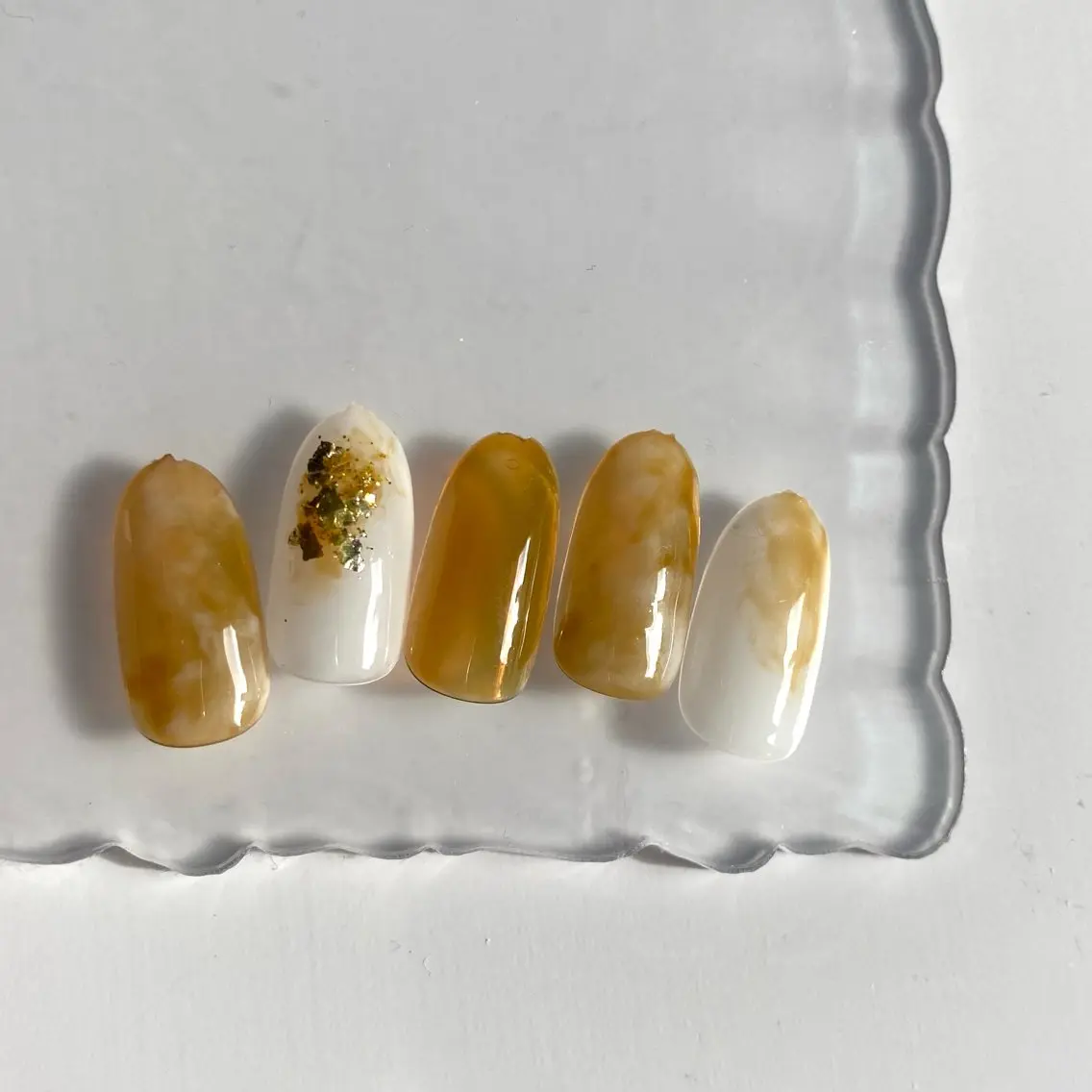 ネイル ニュアンスネイル Aoi💅🏻 表参道のネイルデザイン