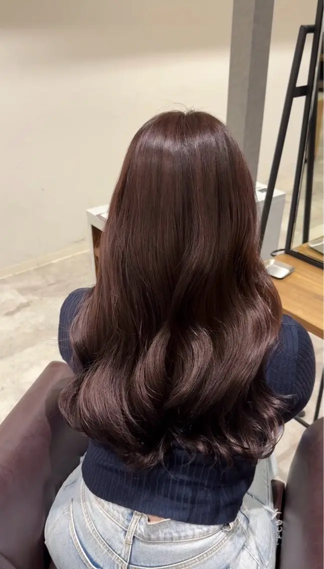ロング カラー ブラウンカラー カシス ヘアカラー 紅都🫧水光カラー ブラウンベージュ🫧のヘアスタイル