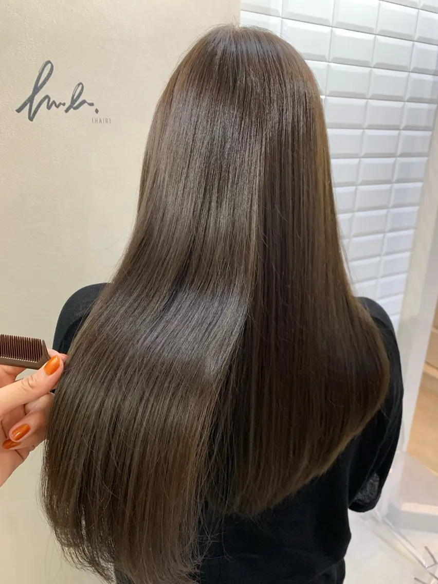 ロング カラー ベージュカラー オリーブベージュ hubhair レイヤー/透明感のヘアスタイル