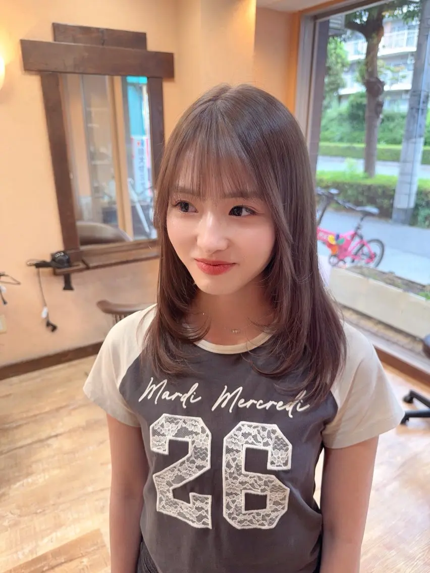 セミロング ヘアカラー トリートメント Moremuu/ MAIKA🎀のヘアスタイル