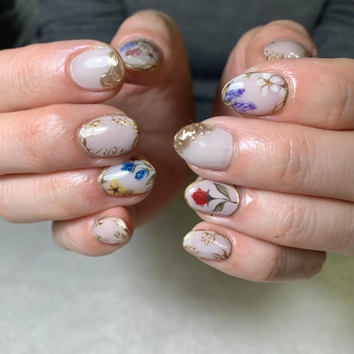 ネイル ハンドネイル FIORITURA aiのネイルデザイン