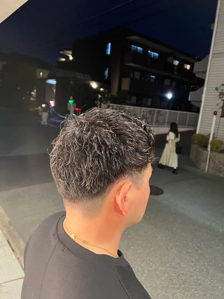 ショート パーマ メンズ カット パーマ トリートメント ひがし はるなのヘアスタイル