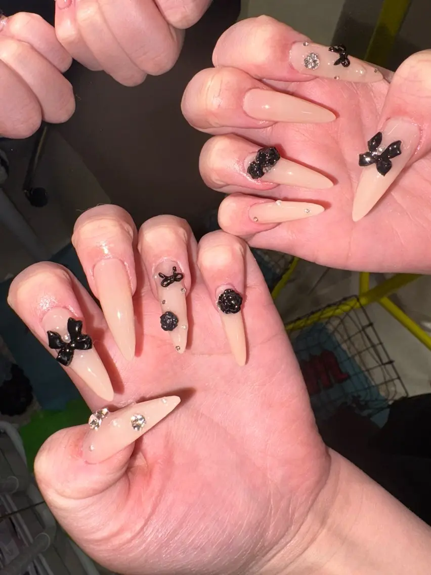 ネイル ロングネイル シンプルネイル 33nail✴️栄 スミレ❇️Gel-xのネイルデザイン