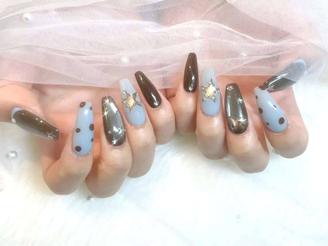 ネイル ニュアンスネイル ANDY💫 KANONのネイルデザイン
