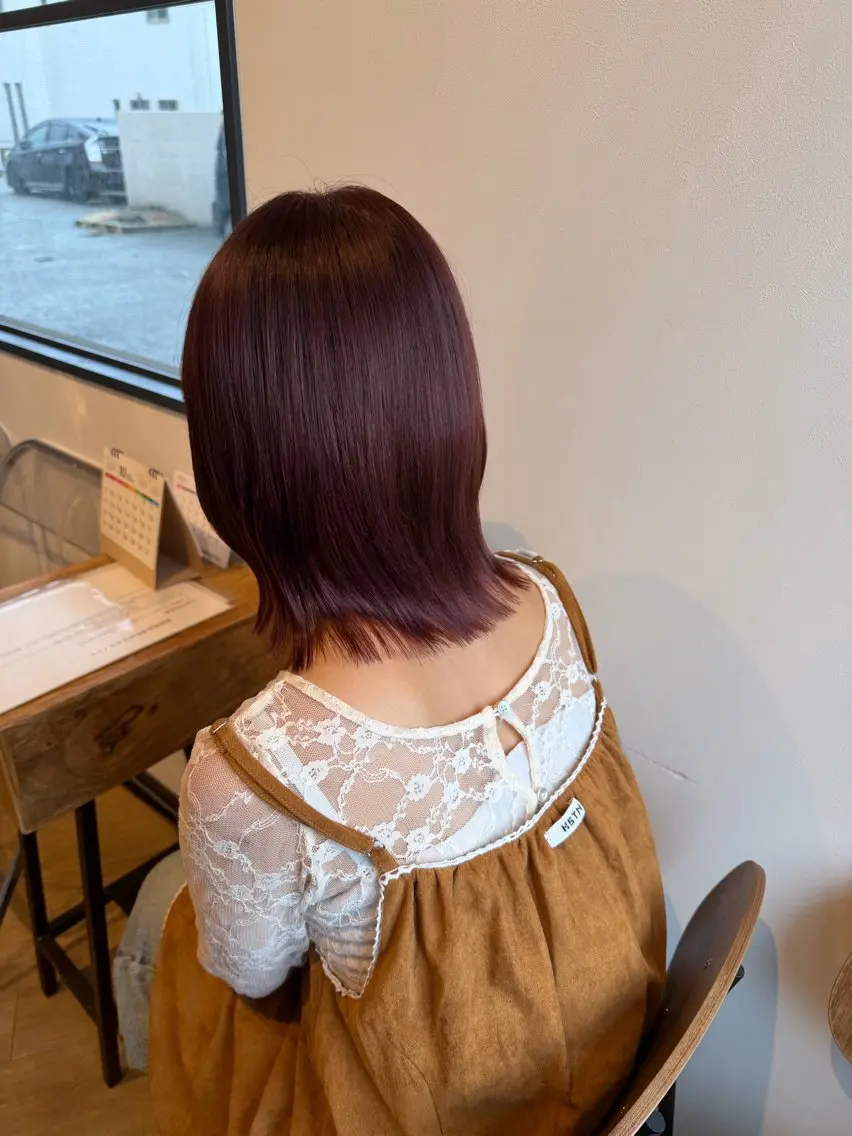ミディアム ヘアカラー 本長 里藍のヘアスタイル