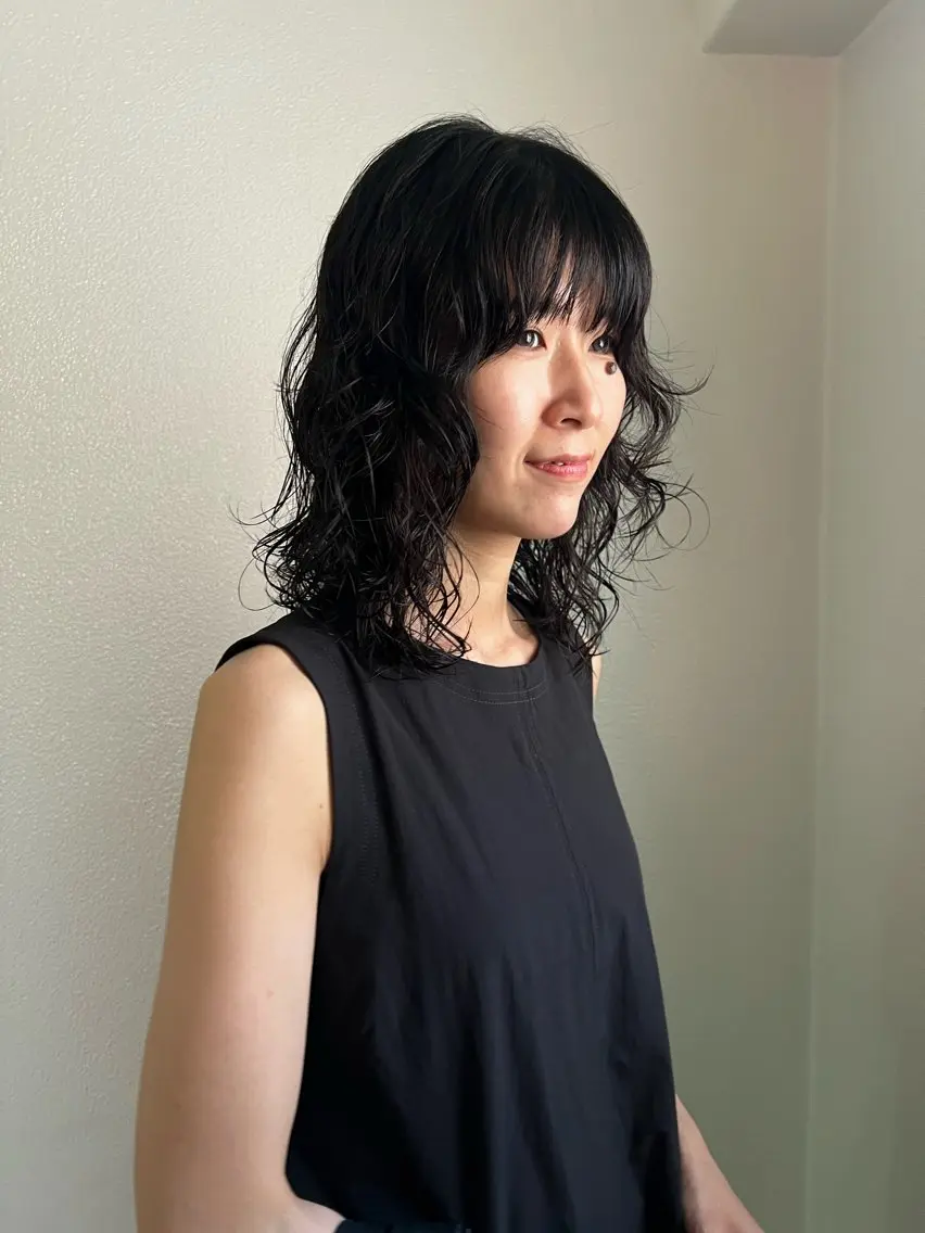 ミディアム パーマ カット パーマ 【KEPKAモエカ】 レイヤー/ハイトーンのヘアスタイル