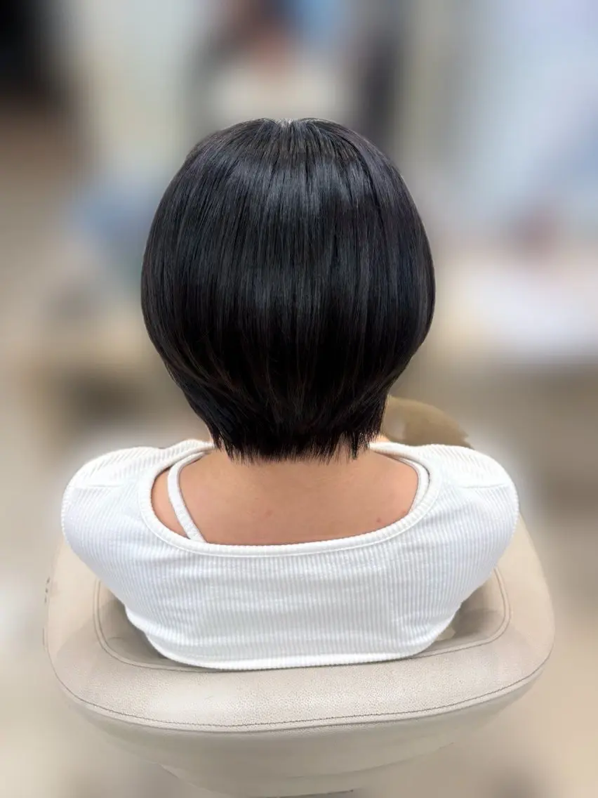 ショート カラー 丸みショート ショートヘア カット ヘアカラー ブリーチなし透明感/ 韓国/平塚のヘアスタイル