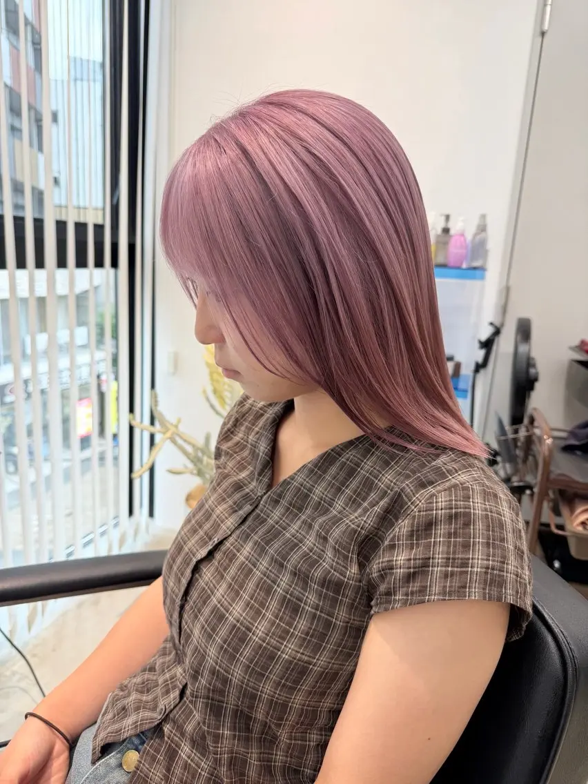 ミディアム ブリーチ特化🎖️ピ ンクカラー高橋さやかのヘアスタイル