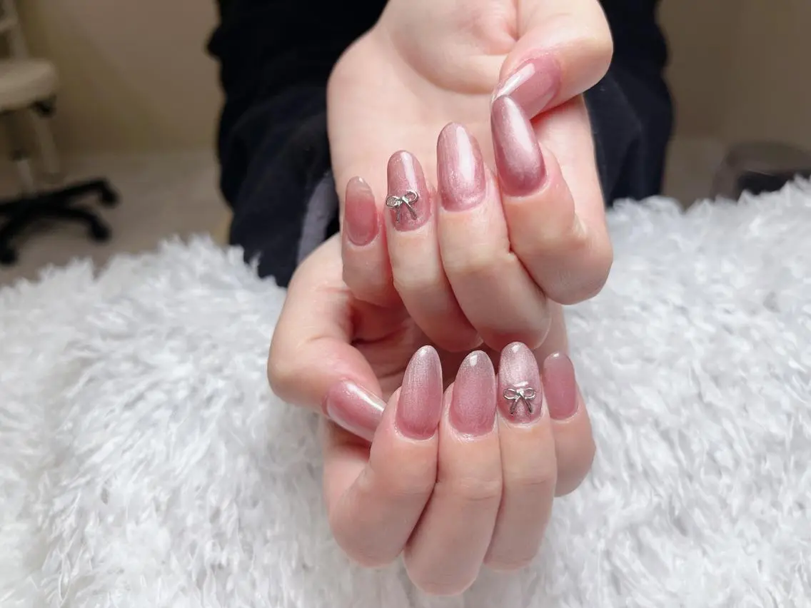 ネイル na🎀🎀na ちゅるちゅるのネイルデザイン