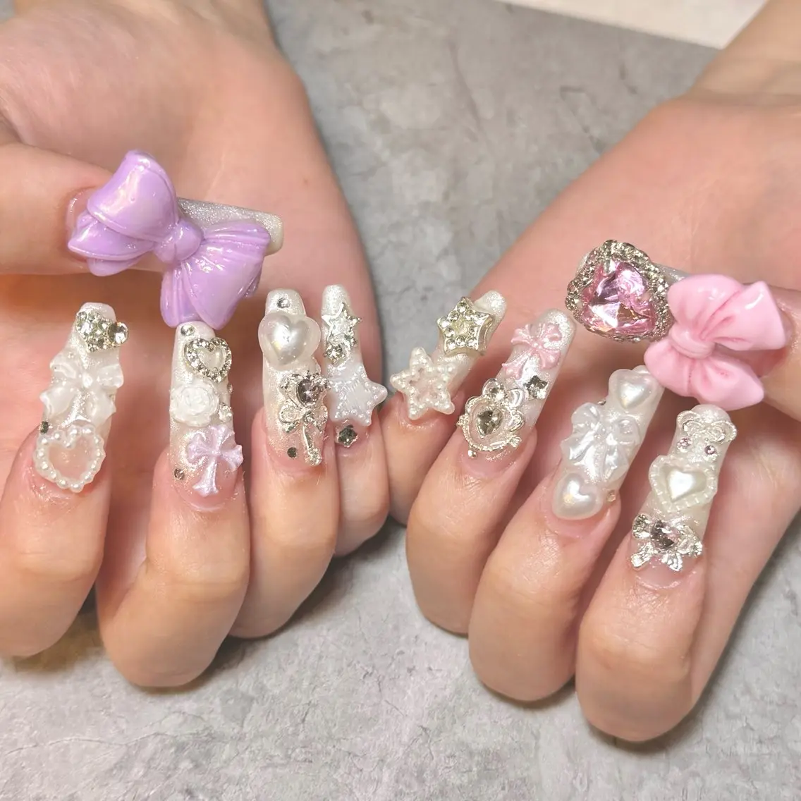 ネイル フレンチネイル ガーリー ハート リボン スカルプネイル ハンドネイル lillion karenのネイルデザイン