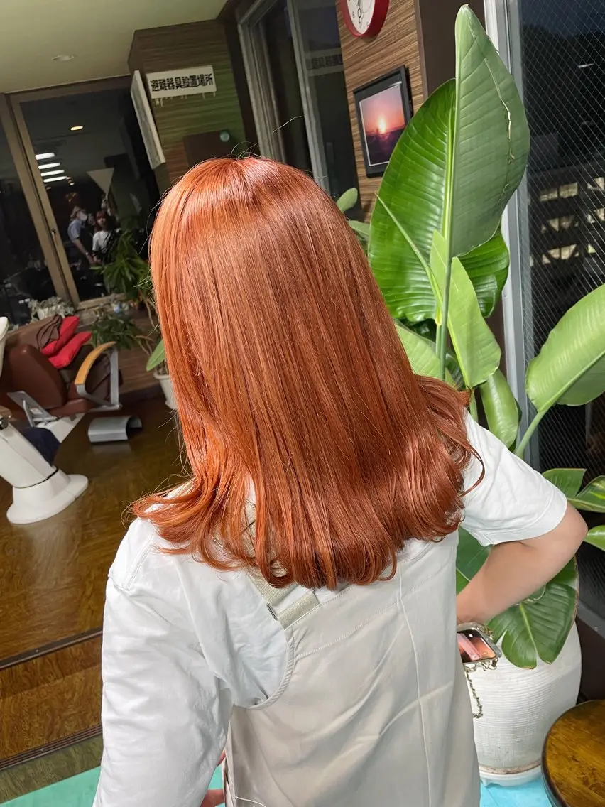 セミロング カラー ベージュカラー ブリーチ オレンジ オレンジベージュ ヘアカラー 土居 正季のヘアスタイル