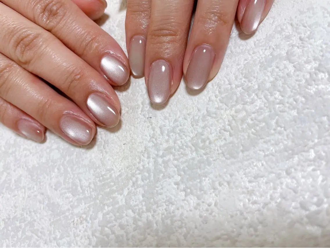 ネイル オーロラネイル フットネイル フレンチネイル ジェルネイル 韓国ネイル ハンドネイル mogunail &blowのネイルデザイン