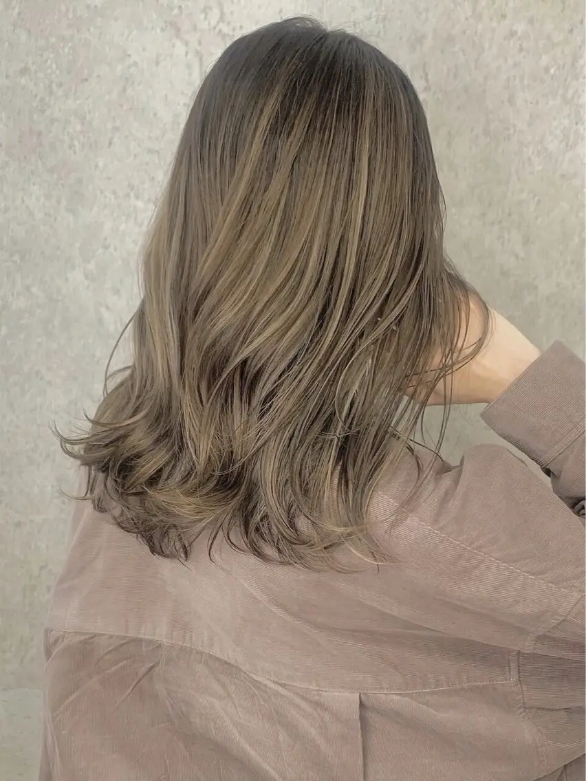 セミロング カラー ヘアカラー 似合わせ×ハイトーン ブリーチカラー/大雅のヘアスタイル