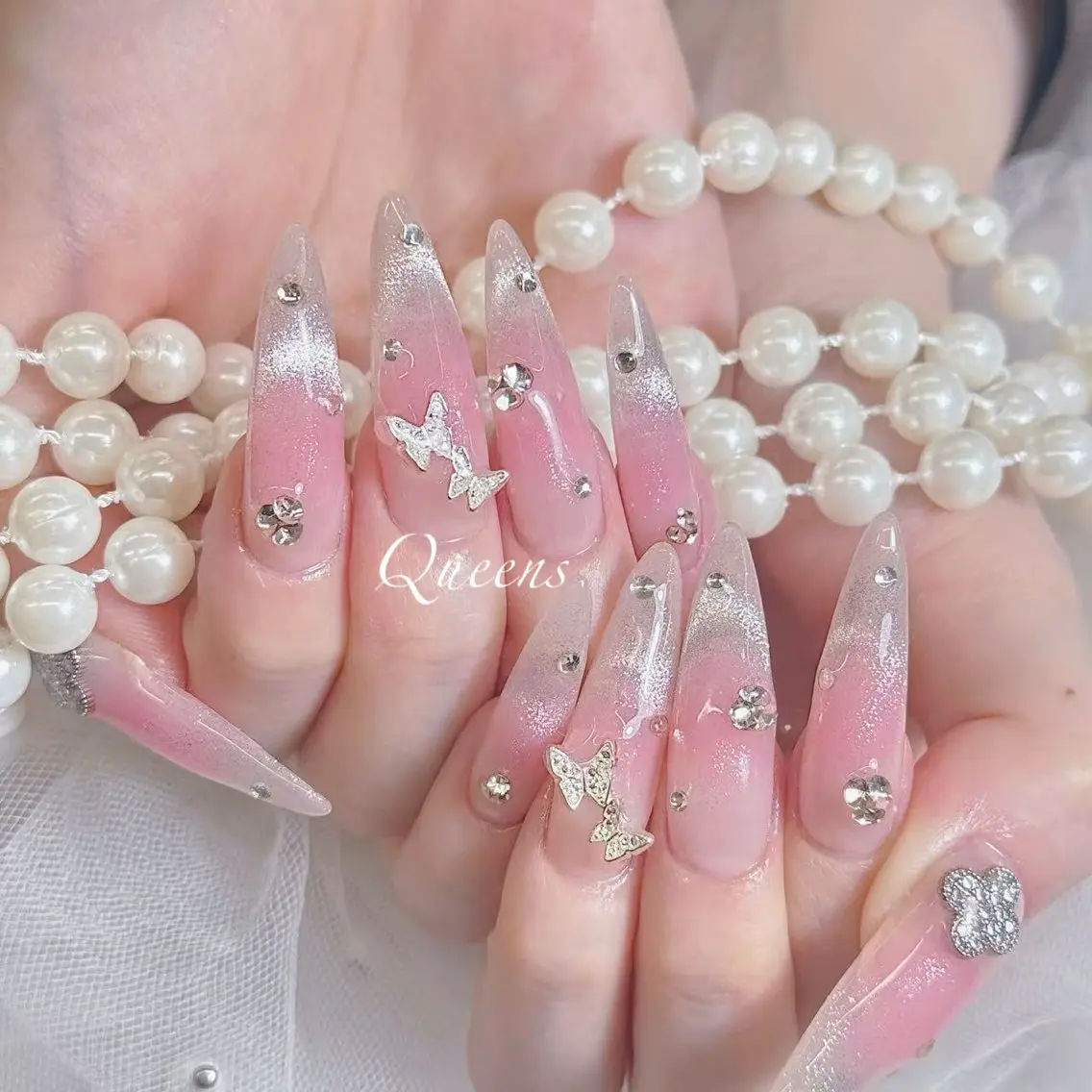 ネイル ハンドネイル Queens みなみのネイルデザイン